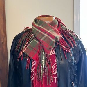 Burberry cashmere Happy Scarf Black Red and Green Nova Check Scarf Like New